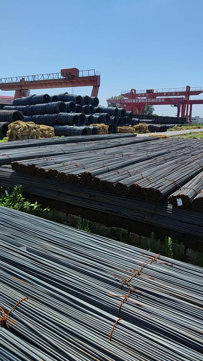 厂家直销大量批发各种钢材,钢筋,圆钢.工角槽钢,型材管材